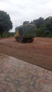 PULUHAN KUBIK KAYU DI SELENDUP DARI MELAWI KE SANGATTA