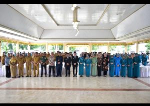 Kukuhkan Pengurus TP PKK, Dekranasda dan Posyandu, Bupati OKI Perkuat Peran Perempuan Bangun Daerah