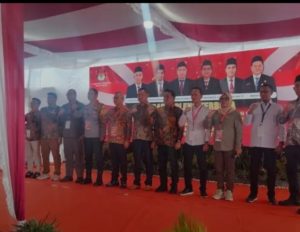 Eskan Budiman, Ketua Komisi Pemilihan Umum (KPU) Kabupaten Empat Lawang Sumatera Selatan pada rapat pleno rekapitulasi hasil pemilihan suara ulang (PSU) pasca putusan Mahkamah Konstitusi (MK).