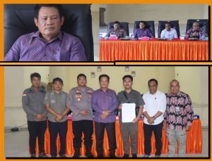 Rapat Penyelesaian Sengketa 3 (Tiga) Koperasi Plasma dengan PT. Sawitmas Nugraha Persada dipimpin langsung oleh  Bupati Seruyan Ahmad Selanorwanda, diaula Kecamatan Hanau