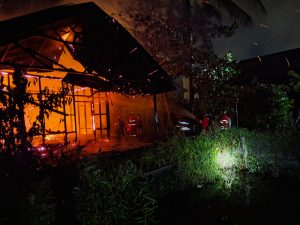 Rumah Warga Di Jalan Tjilik Riwut, Kuala Pembuang Hangus Terbakar