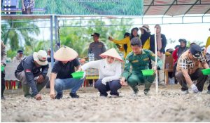 Bupati dan Wabup Labuhanbatu Tanam Padi Gogo Bersama Forkopimda