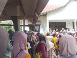 Pekerja Geruduk Kantor PT. B3, Menuntut THR Yang Belum Dibayarkan