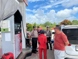 Guna Memastikan Distribusi BBM Berjalan Lancar, Polres Seruyan Rutin Patroli Ke SPBU